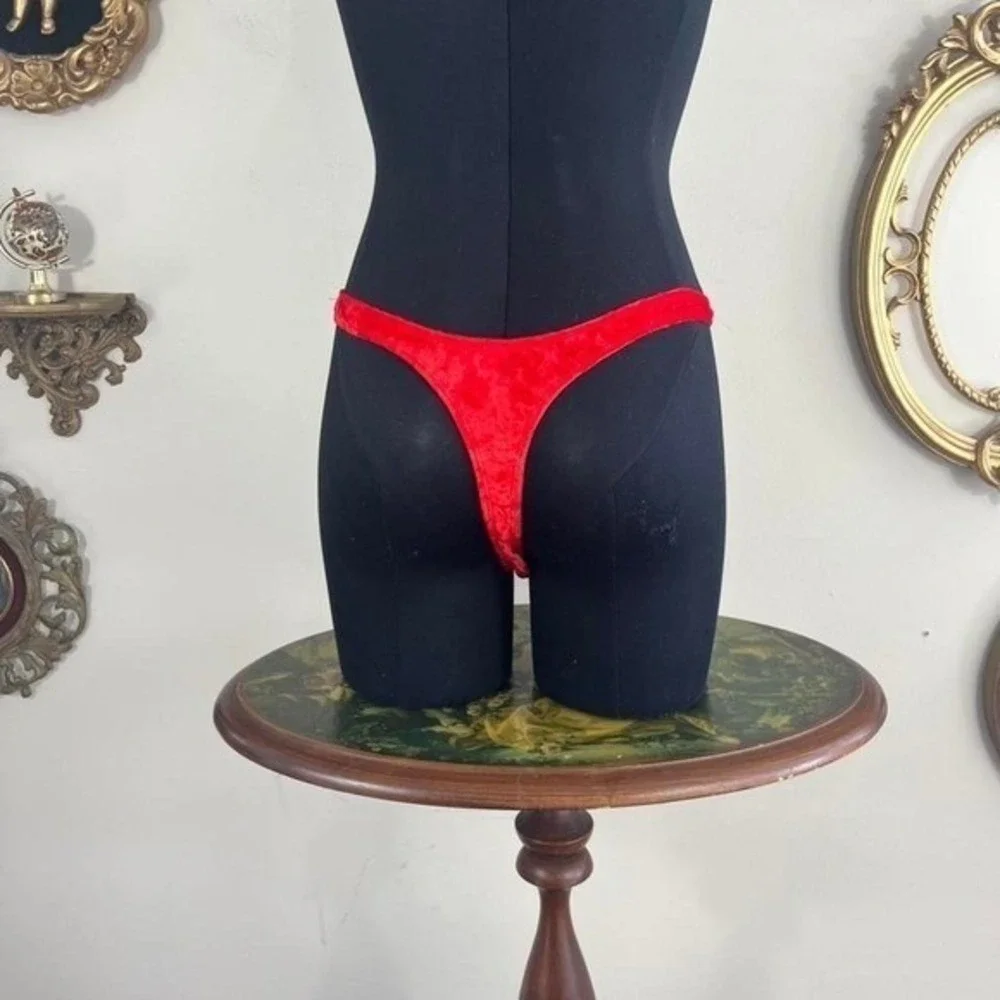 mens‎ Vintage Minor Creations Red Crushed Velvet Thong - One Size